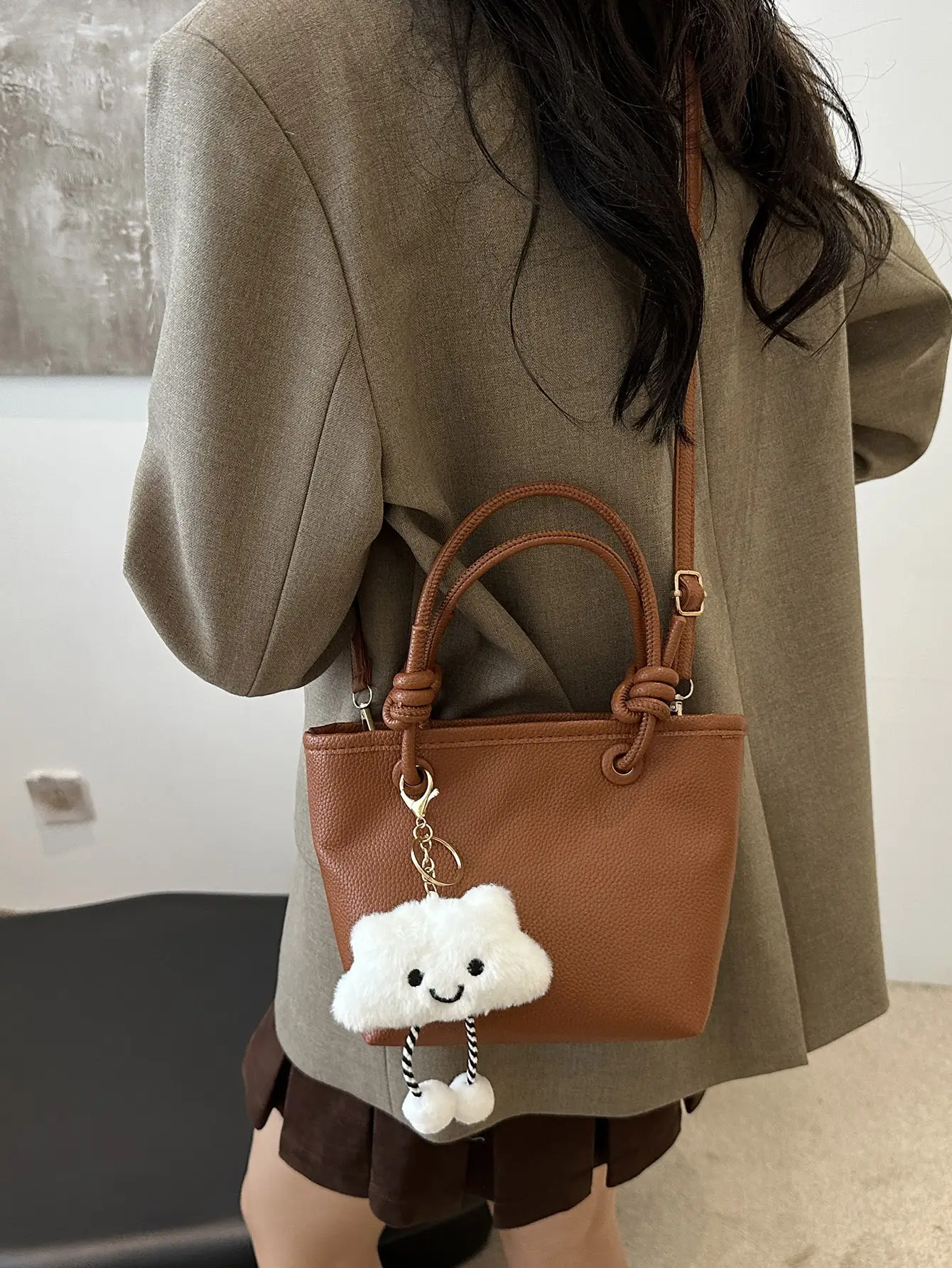 Women's One-Shoulder Crossbody Wedding Bag Brown with Cute Charm - Image 8