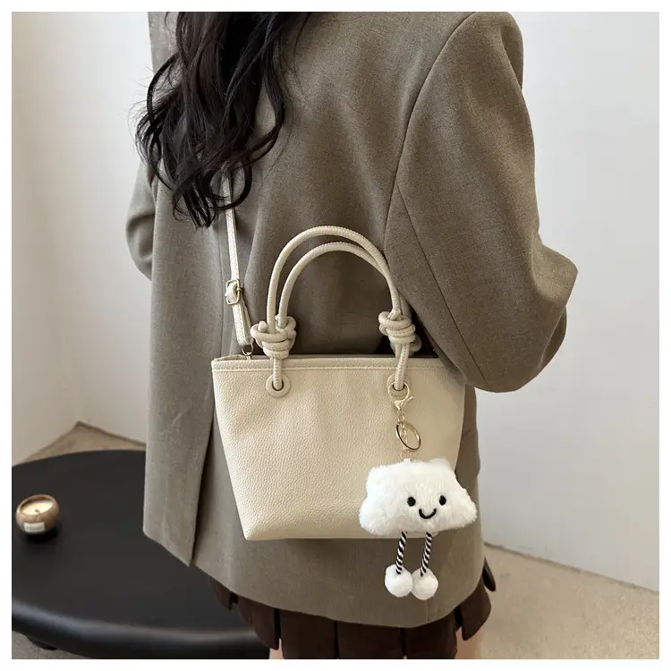 Women's One-Shoulder Crossbody Wedding Bag Brown with Cute Charm — feature 10