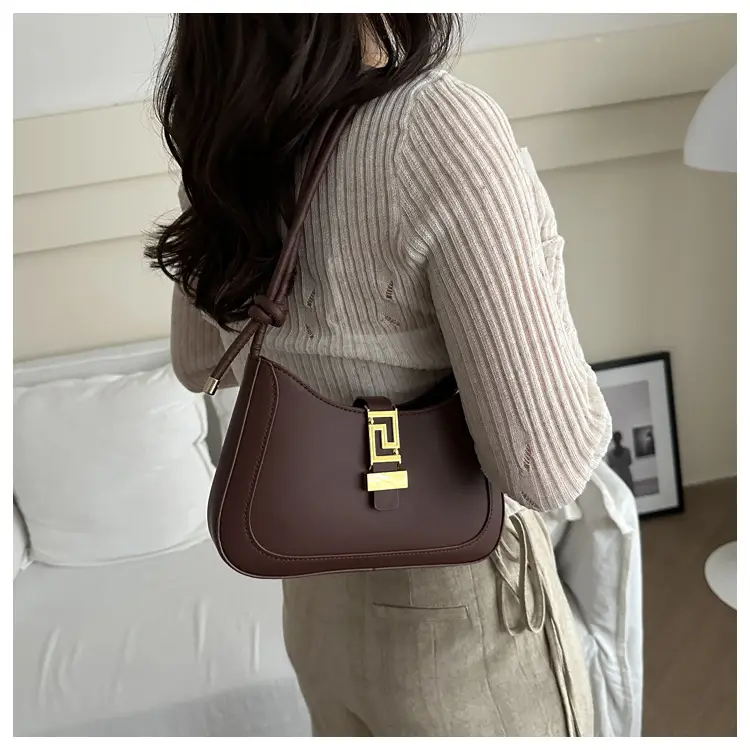 Brown Leather Shoulder Crossbody Bag with Gold Clasp — feature 2