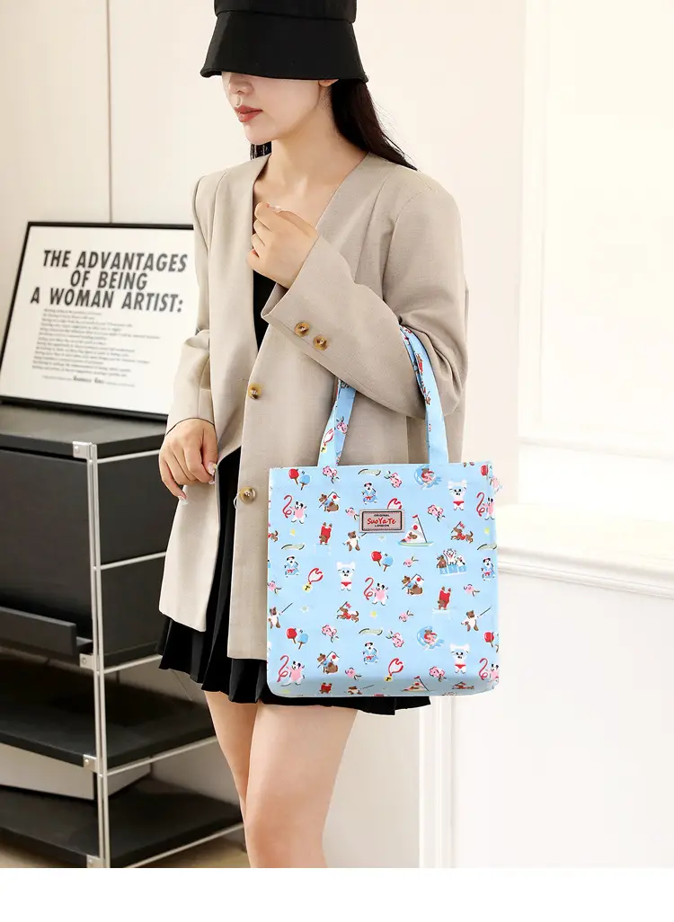 2024 Printed Nylon Shoulder Bag for Women — feature 22