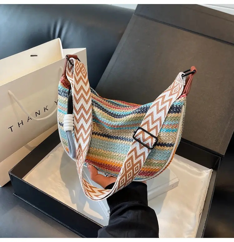 Rainbow Straw Bag Women's 2025 New Fashion Underarm Shoulder Bag — feature 9