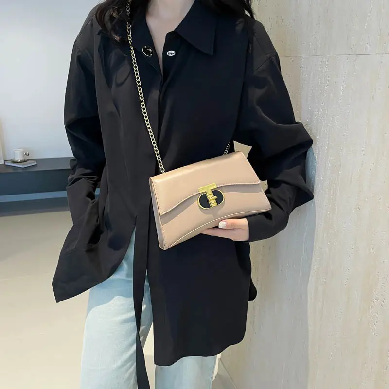 Red Chain Shoulder Bag for Women 2024 - Image 8