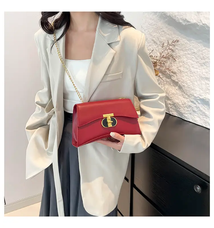 Red Chain Shoulder Bag for Women 2024 — feature 20
