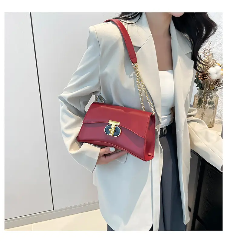 Red Chain Shoulder Bag for Women 2024 — feature 22