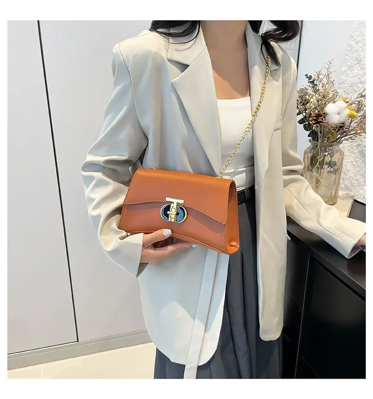 Red Chain Shoulder Bag for Women 2024 — feature 23