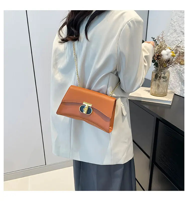 Red Chain Shoulder Bag for Women 2024 — feature 24