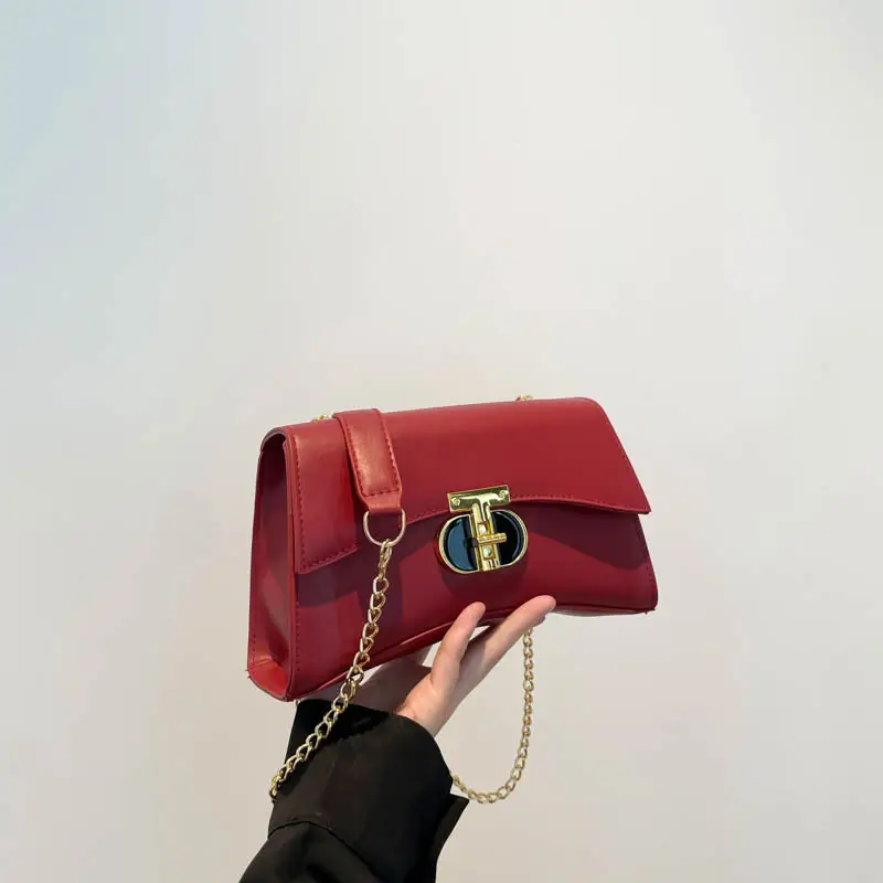 Red Chain Shoulder Bag for Women 2024 - Image 3