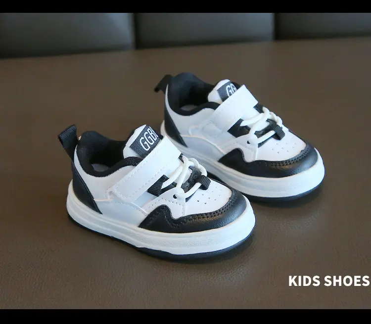 Kids Board Shoes White Black New Korean Style 2024 — feature 3