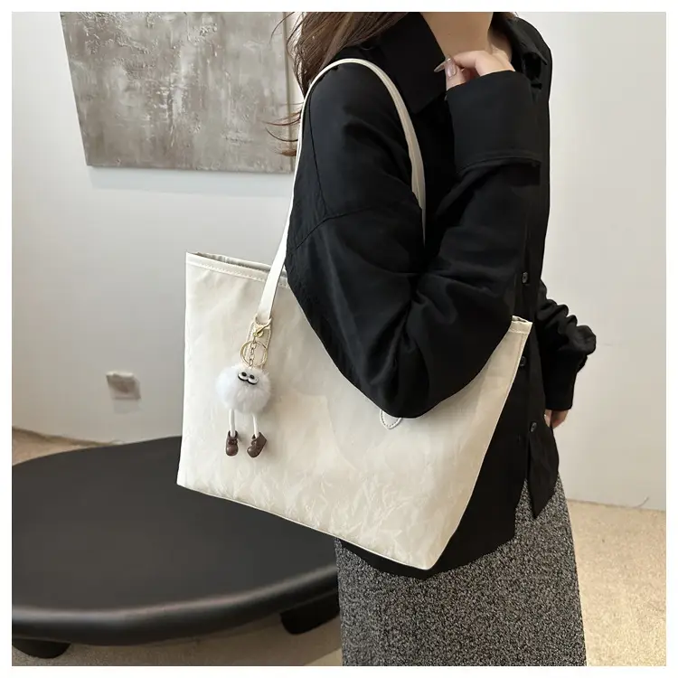 Pink Crocodile Texture Shoulder Bag for Women Large Capacity — feature 9