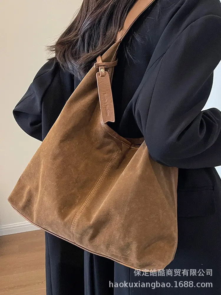Women Retro Frosted Shoulder Bag Large Capacity Brown - Image 5