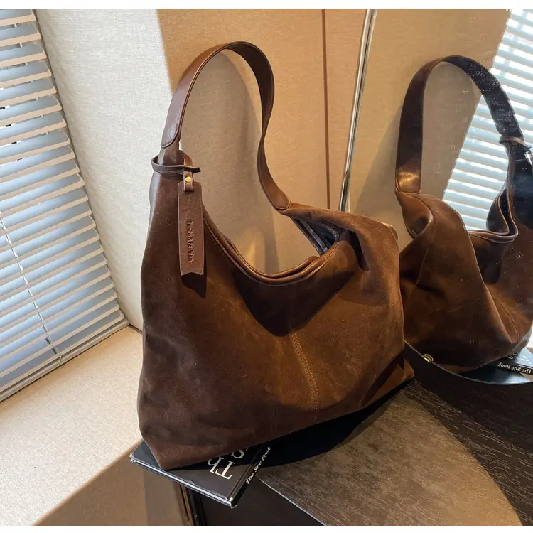 Women Retro Frosted Shoulder Bag Large Capacity Brown — feature 14