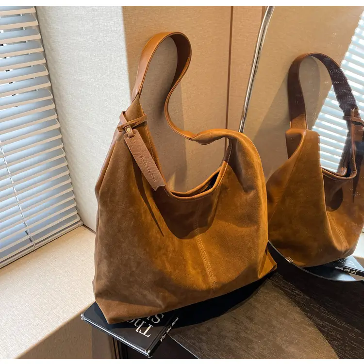 Women Retro Frosted Shoulder Bag Large Capacity Brown — feature 15