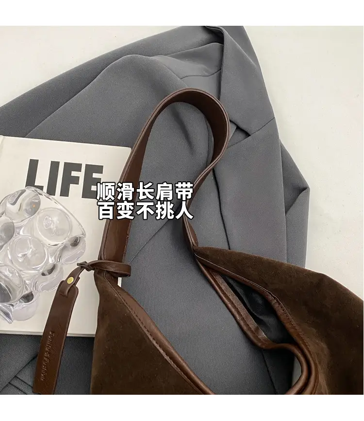 Women Retro Frosted Shoulder Bag Large Capacity Brown — feature 3