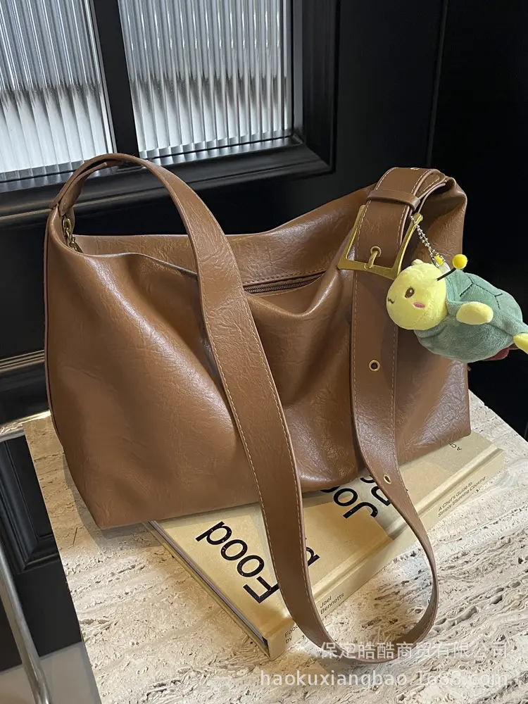Women's Large Capacity Shoulder Bag Cream
