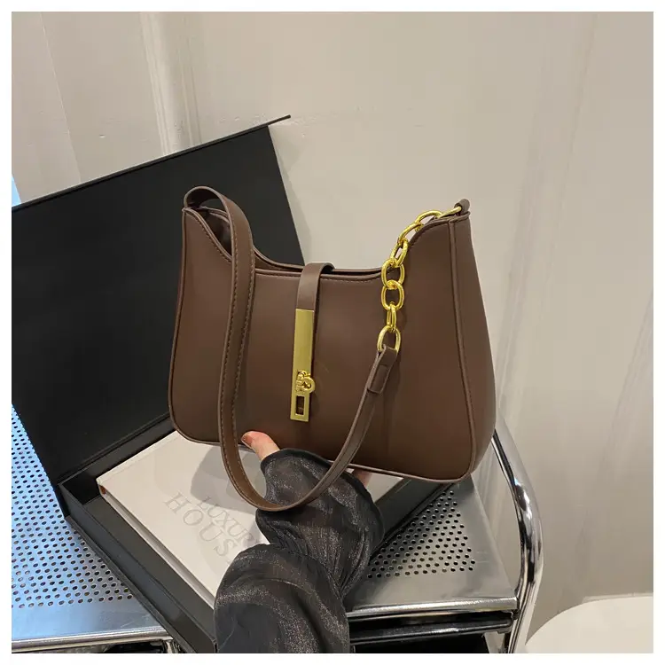 Light Blue Niche Shoulder Bag with Gold Chain — feature 28
