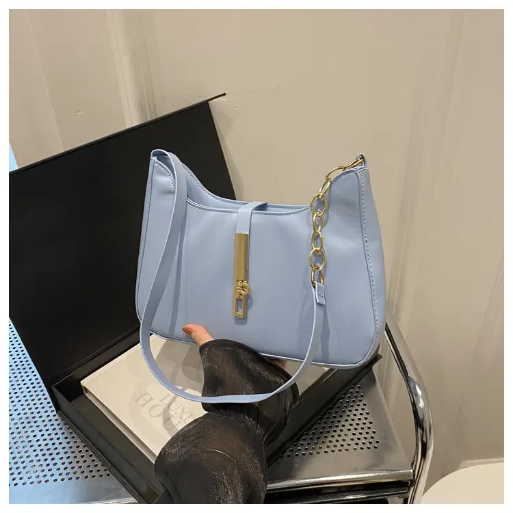 Light Blue Niche Shoulder Bag with Gold Chain — feature 30
