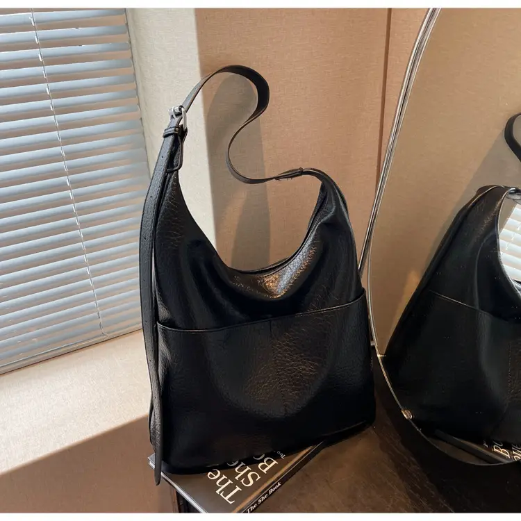 2024 New Foreign Style Large Cap Bag for Women — feature 33