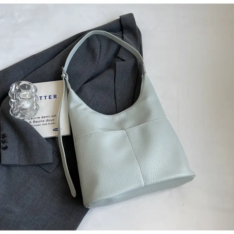 2024 New Foreign Style Large Cap Bag for Women — feature 44