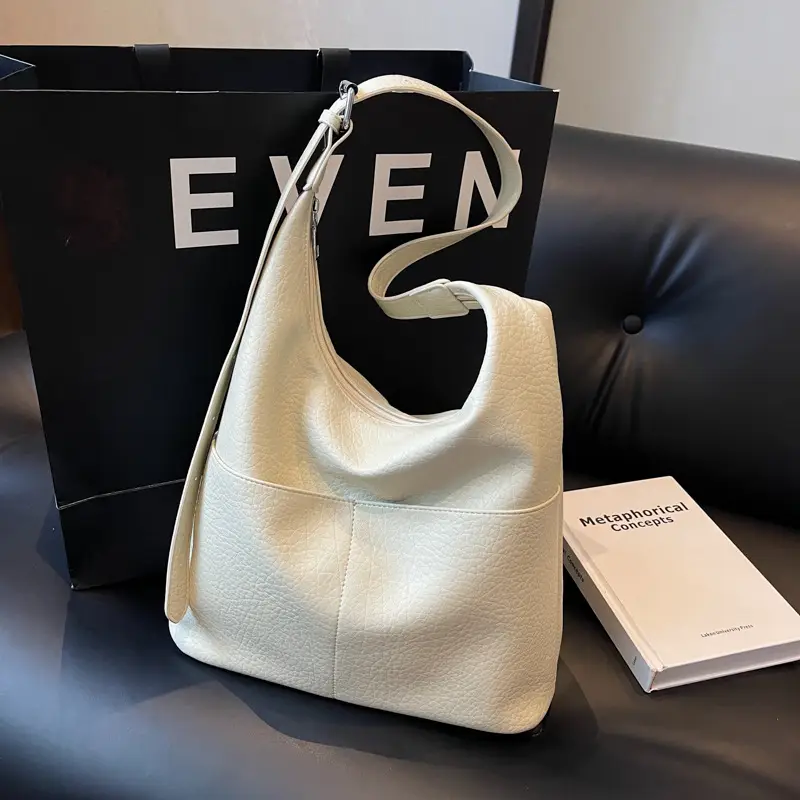 2024 New Foreign Style Large Cap Bag for Women - Image 2