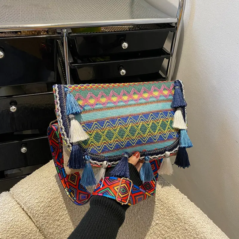 Ethnic Tassel Bag for Women Bohemian Style — feature 2