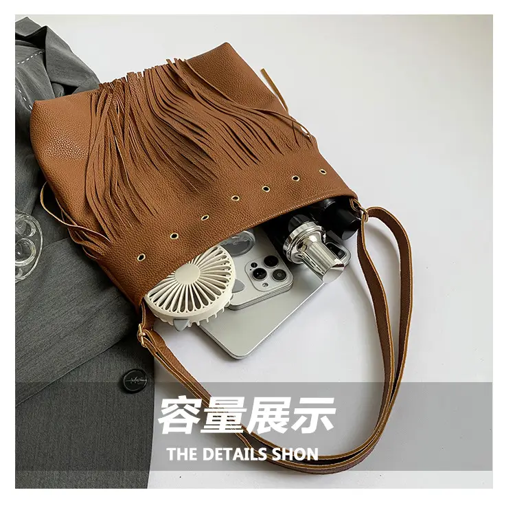 Black Tassel Shoulder Bag for Women 2024 — feature 6