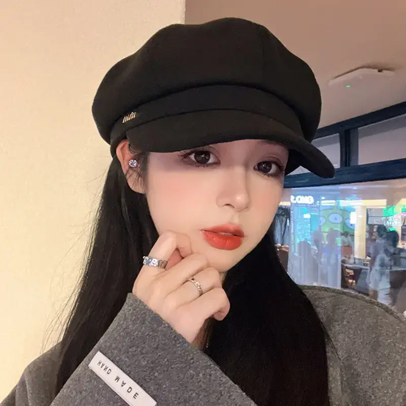 Black French Retro Newsboy Cap for Women