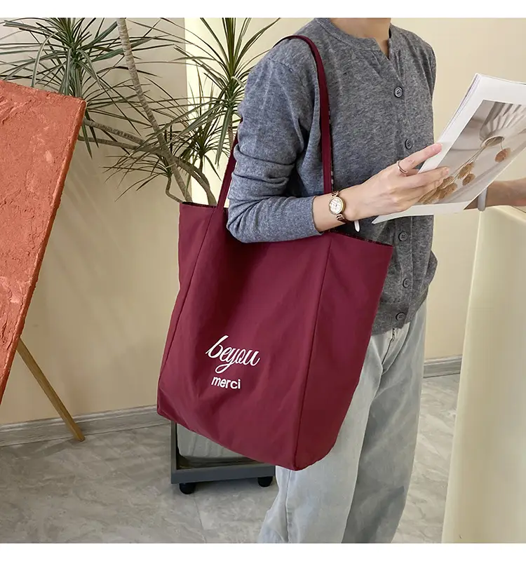 Plaid Women's Commuter Tote Bag Large Capacity — feature 13