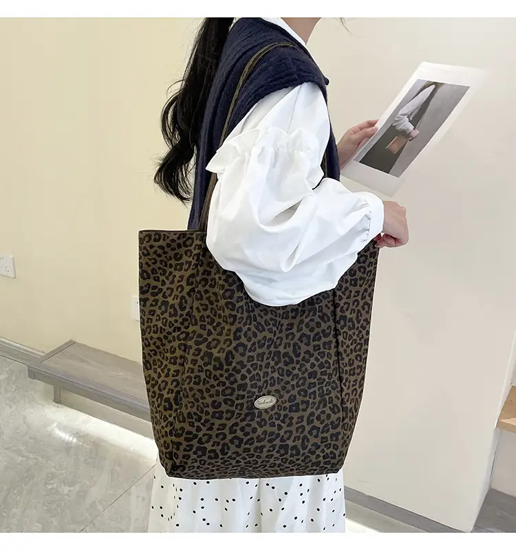 Plaid Women's Commuter Tote Bag Large Capacity — feature 34