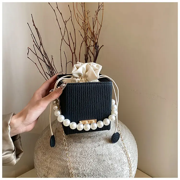 Women's Pearl Chain Shoulder Bag Cream 2024 — feature 13