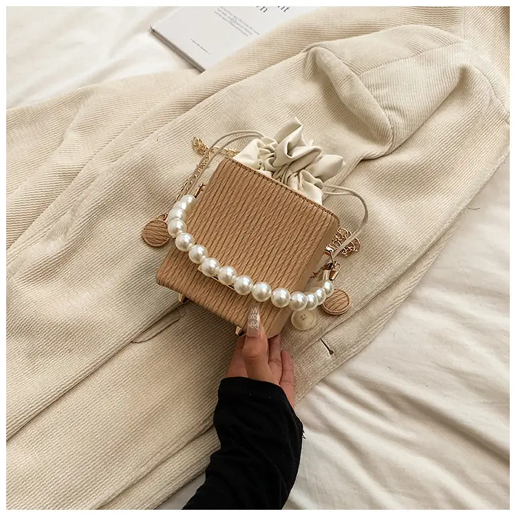 Women's Pearl Chain Shoulder Bag Cream 2024 — feature 35