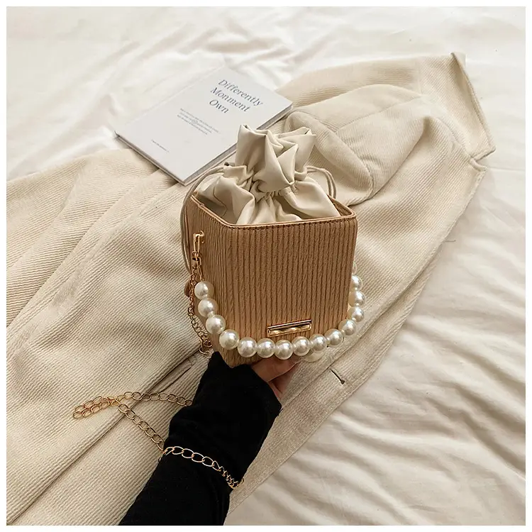 Women's Pearl Chain Shoulder Bag Cream 2024 — feature 38