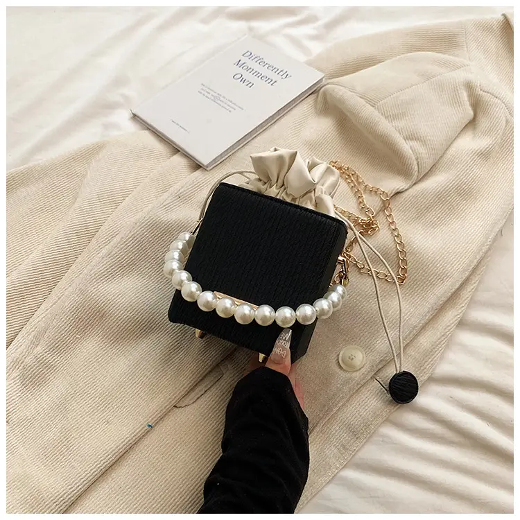 Women's Pearl Chain Shoulder Bag Cream 2024 — feature 45