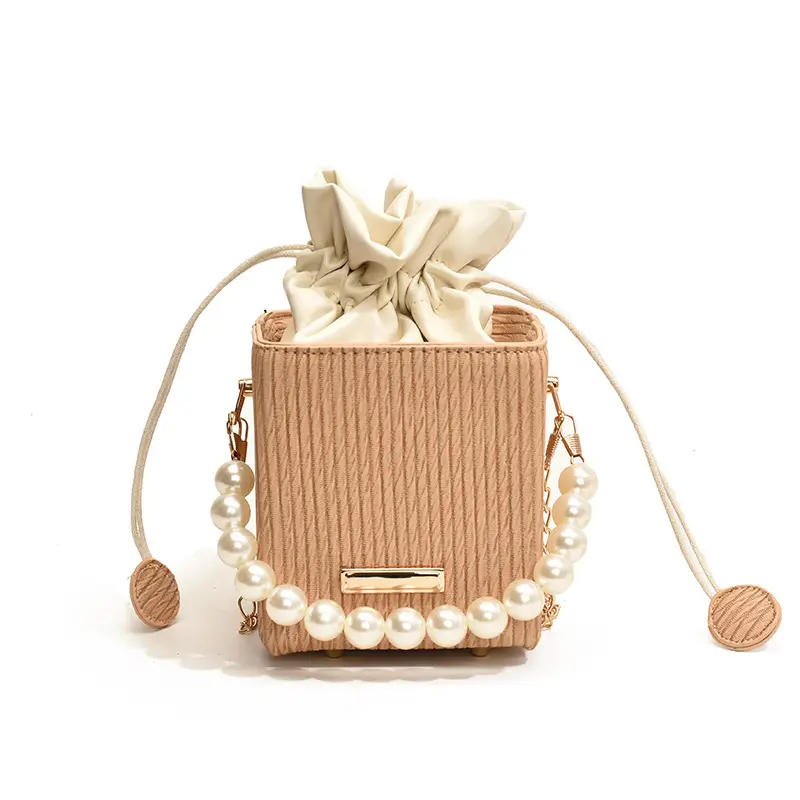 Women's Pearl Chain Shoulder Bag Cream 2024 - Image 4