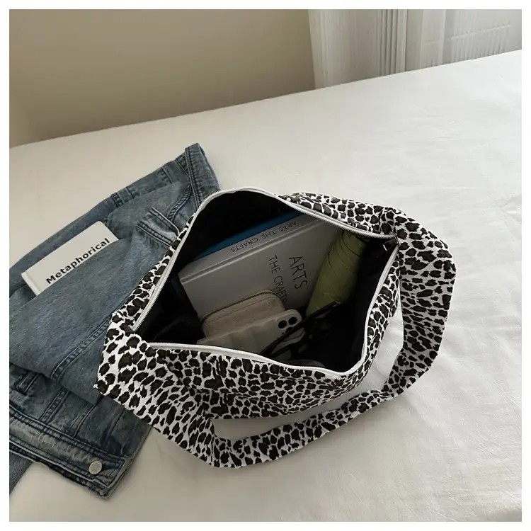 Large Leopard Print Shoulder Bag for Women — feature 26
