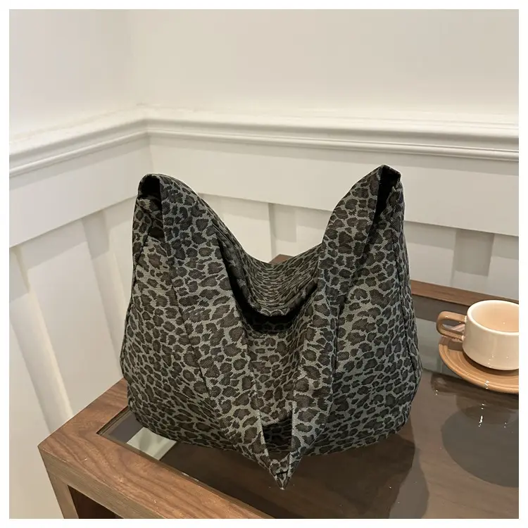 Large Leopard Print Shoulder Bag for Women — feature 36