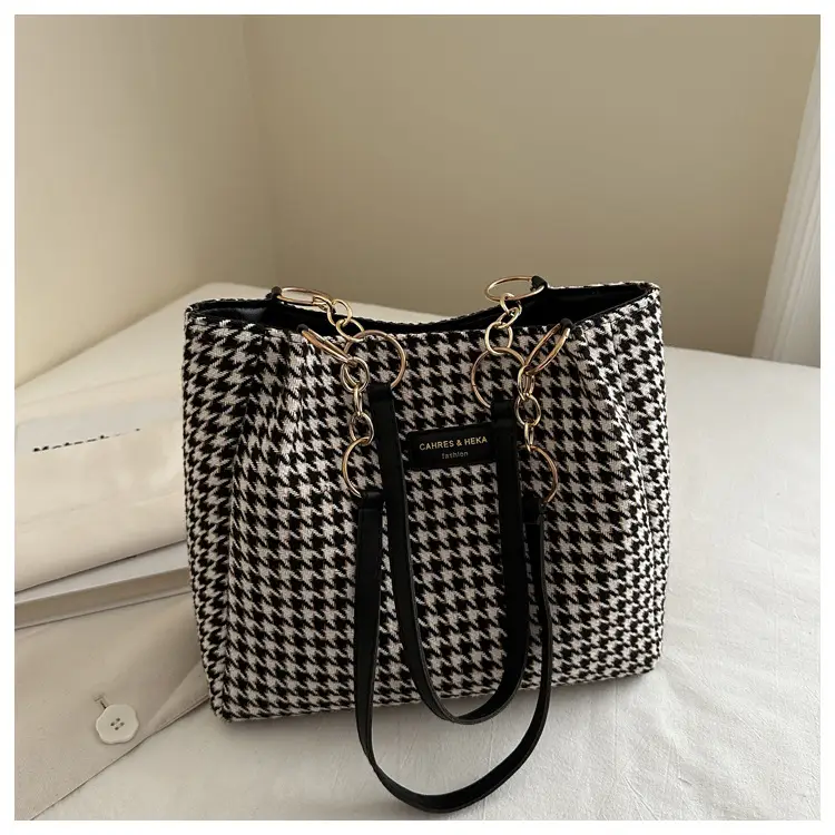 Large Capacity Houndstooth Chain Tote Bag — feature 18