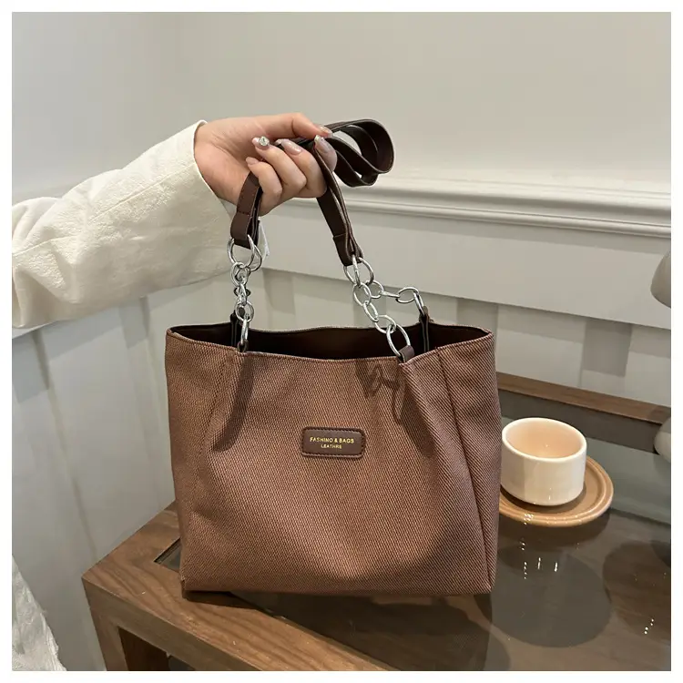 Brown Leather Shoulder Bag for Women 2024 — feature 14