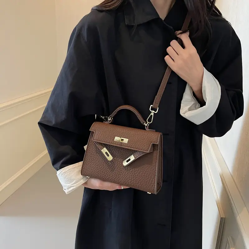 Platinum Litchi Pattern Shoulder Bag 2024 - Image 3
