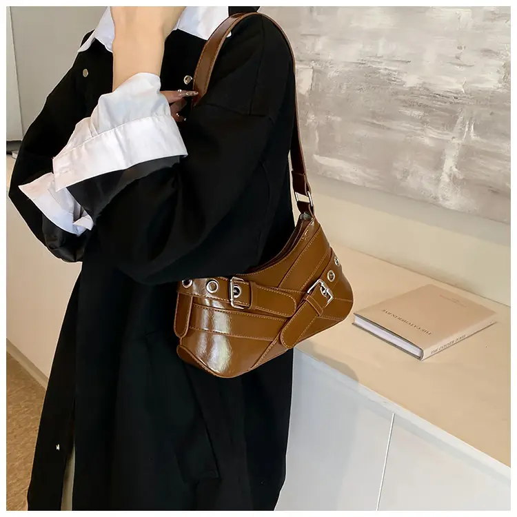 Retro Korean Style Shoulder Bag Brown 2024 — feature 14