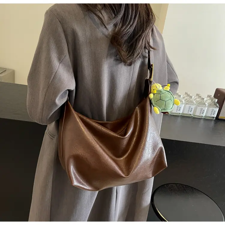 Black Korean Retro Shoulder Bag for Women 2025 — feature 19
