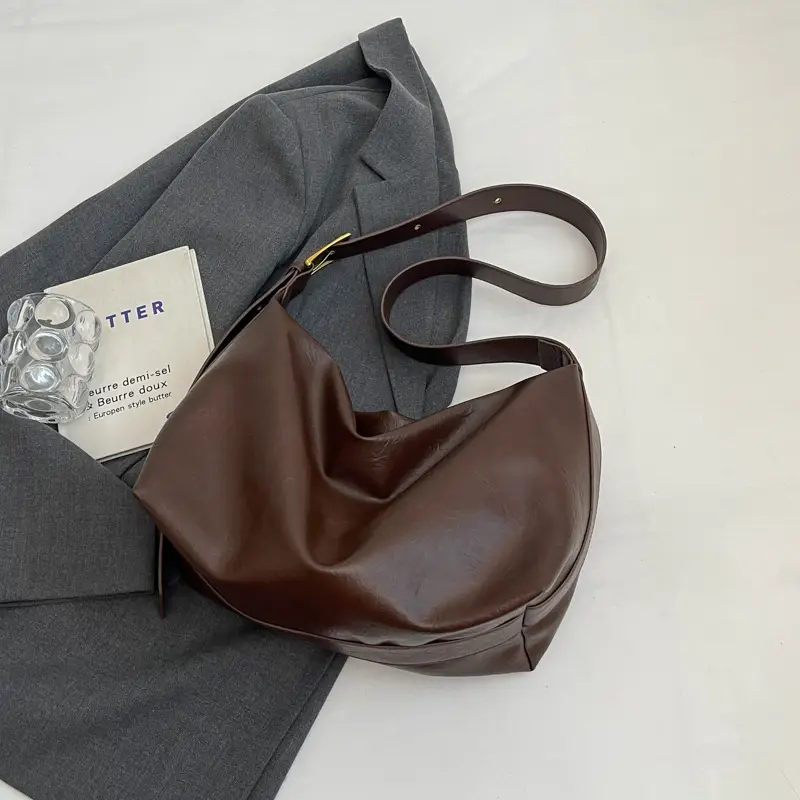 Black Korean Retro Shoulder Bag for Women 2025 - Image 2