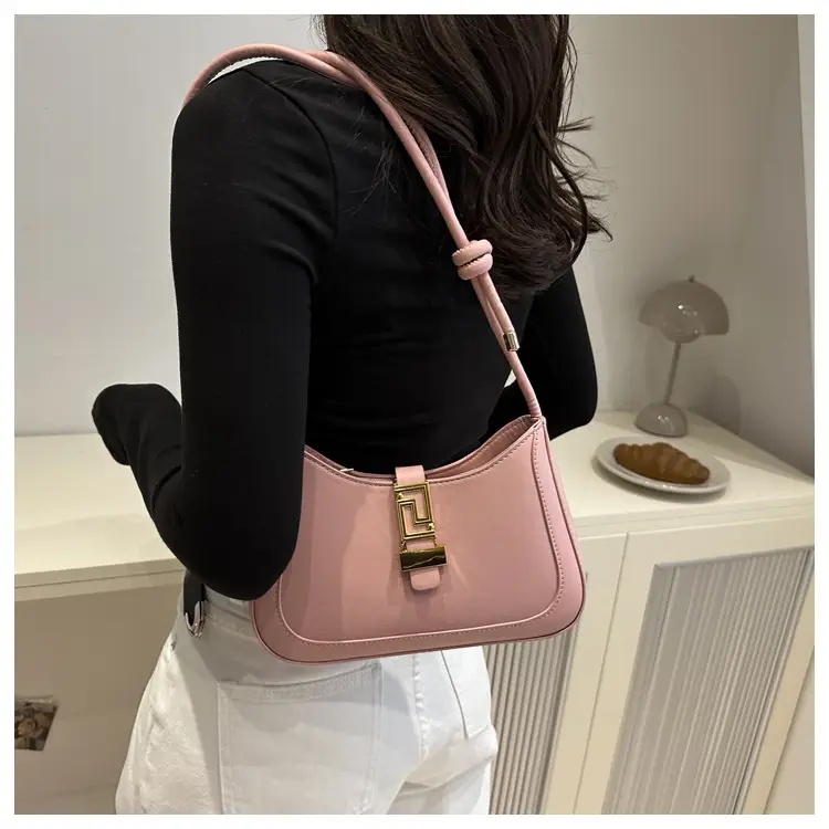 Black Gold Plated Shoulder Bag for Women 2024 — feature 16