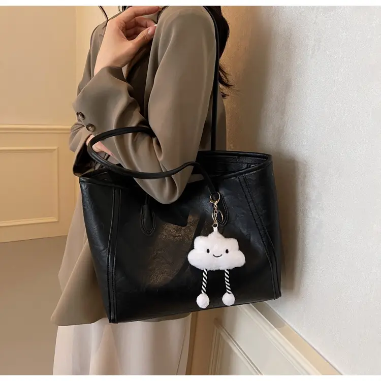 Women's Retro Chic Shoulder Bag with Cloud Charm — feature 11