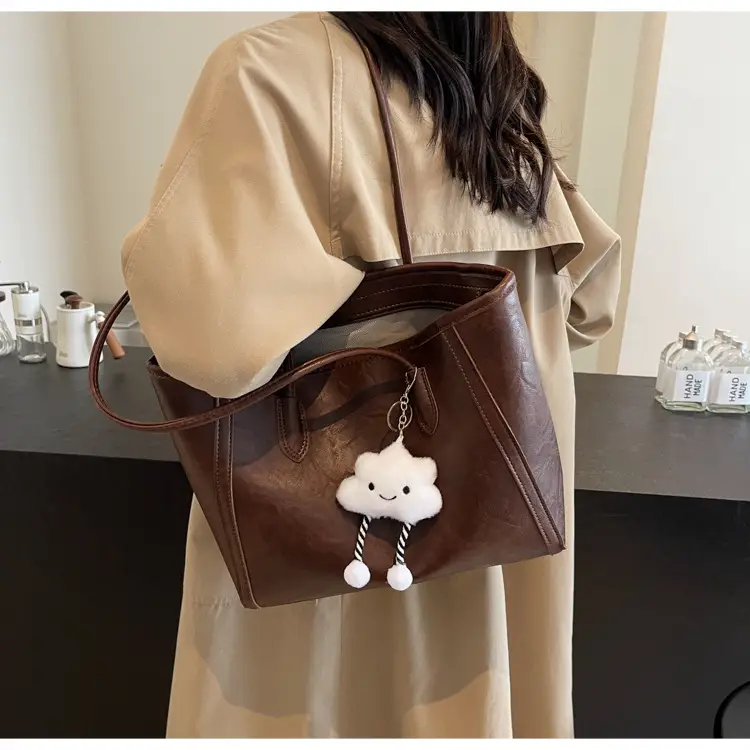 Women's Retro Chic Shoulder Bag with Cloud Charm — feature 14