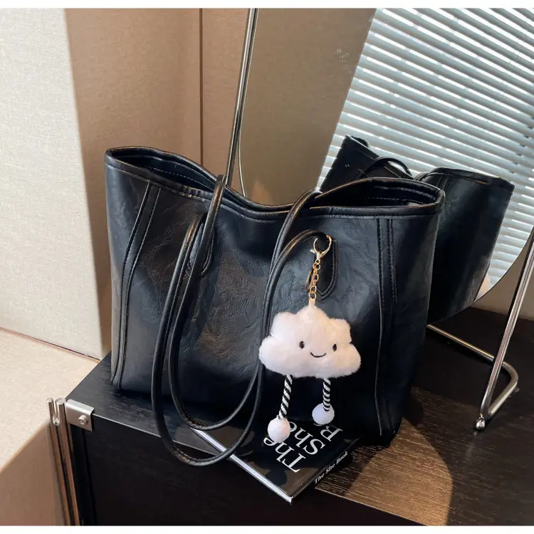 Women's Retro Chic Shoulder Bag with Cloud Charm — feature 24