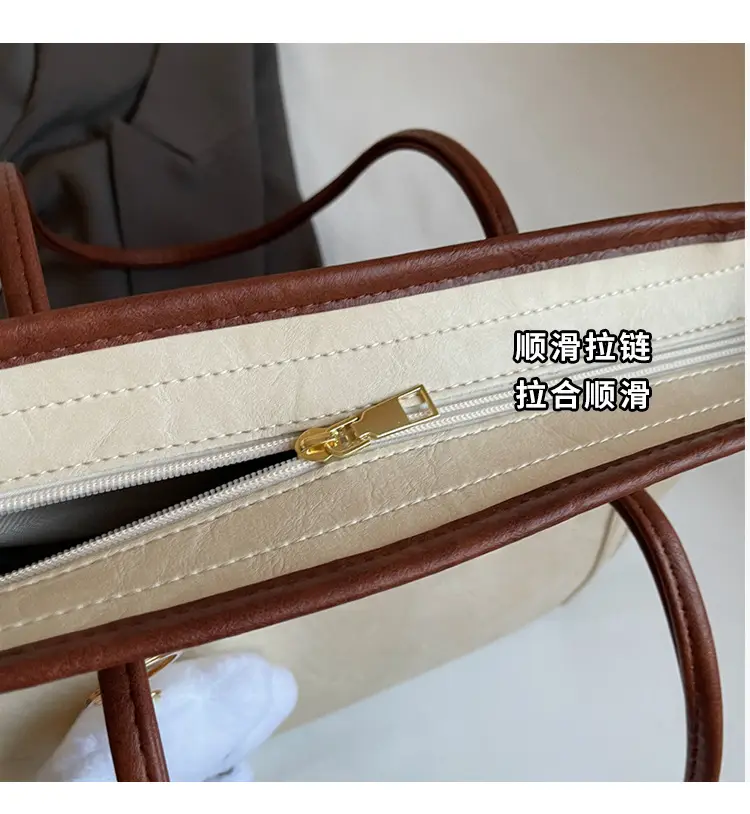 Women's Retro Chic Shoulder Bag with Cloud Charm — feature 6
