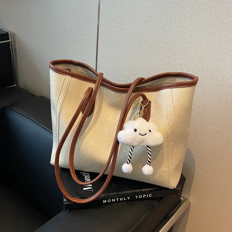 Women's Retro Chic Shoulder Bag with Cloud Charm - Image 2