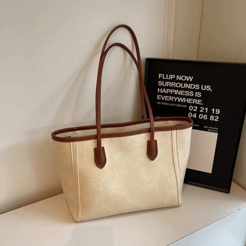 Women's Retro Chic Shoulder Bag with Cloud Charm - Image 6