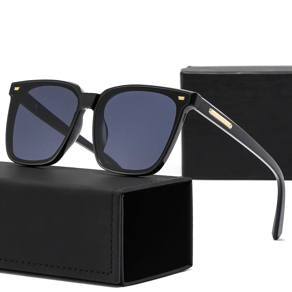 Women Polarizing Sunglasses Black UV Protection