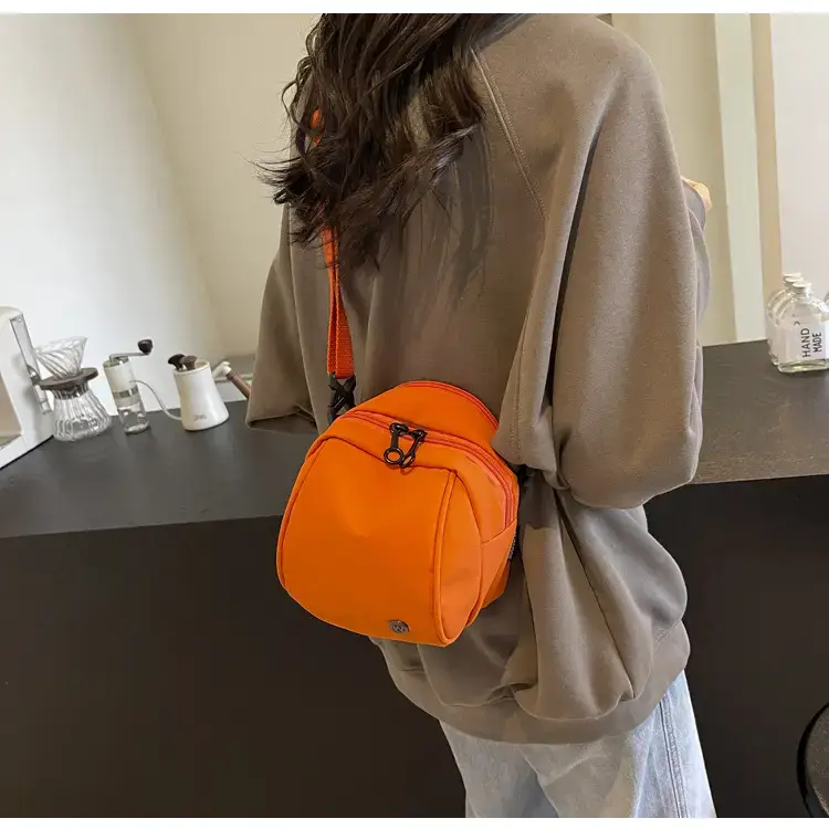 Women's Light Green Crossbody Bag 2024 — feature 18